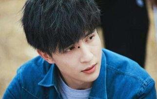 娱乐圈吃瓜薛之谦,吃瓜群众眼中的甜蜜与争议